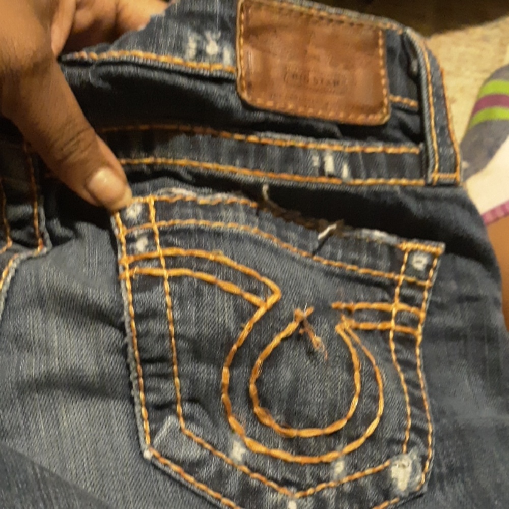 Shorts - Picture 4 of 5